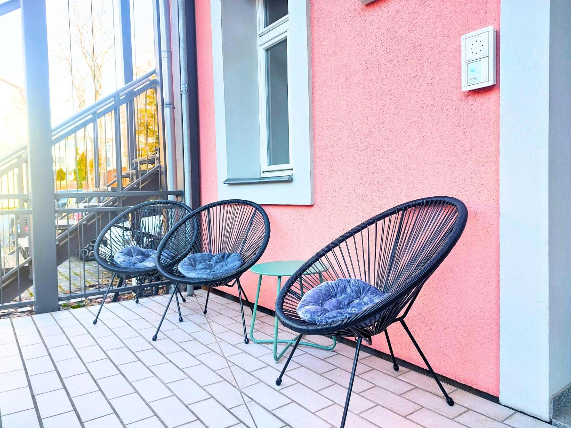 Coview - Design Apartment Mit Vollausgestatteter Kueche, Terrasse, Eigenem Zugang, Highspeed Wlan Dresden Exterior foto